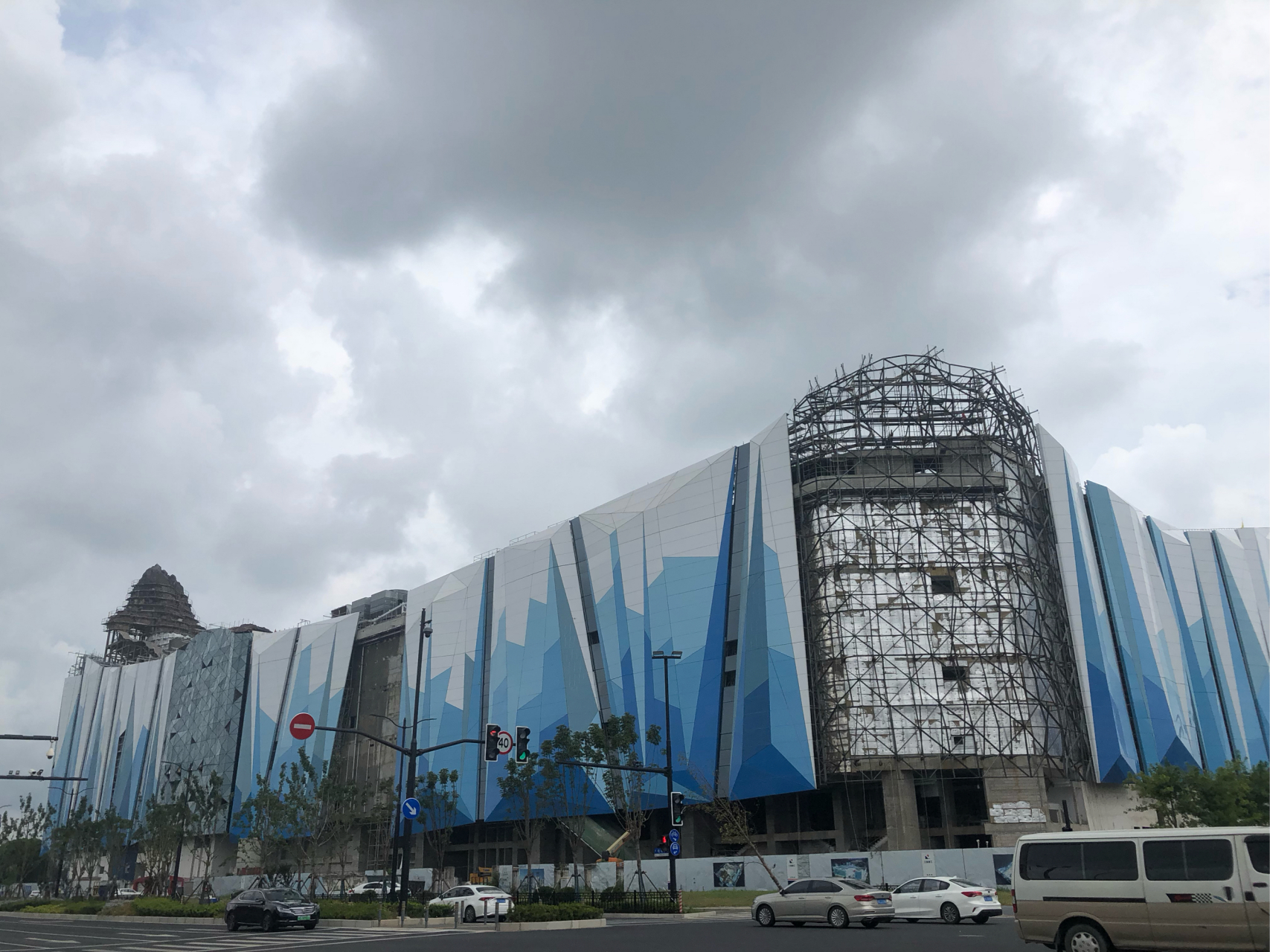 建设中的冰雪之星(上海临港)