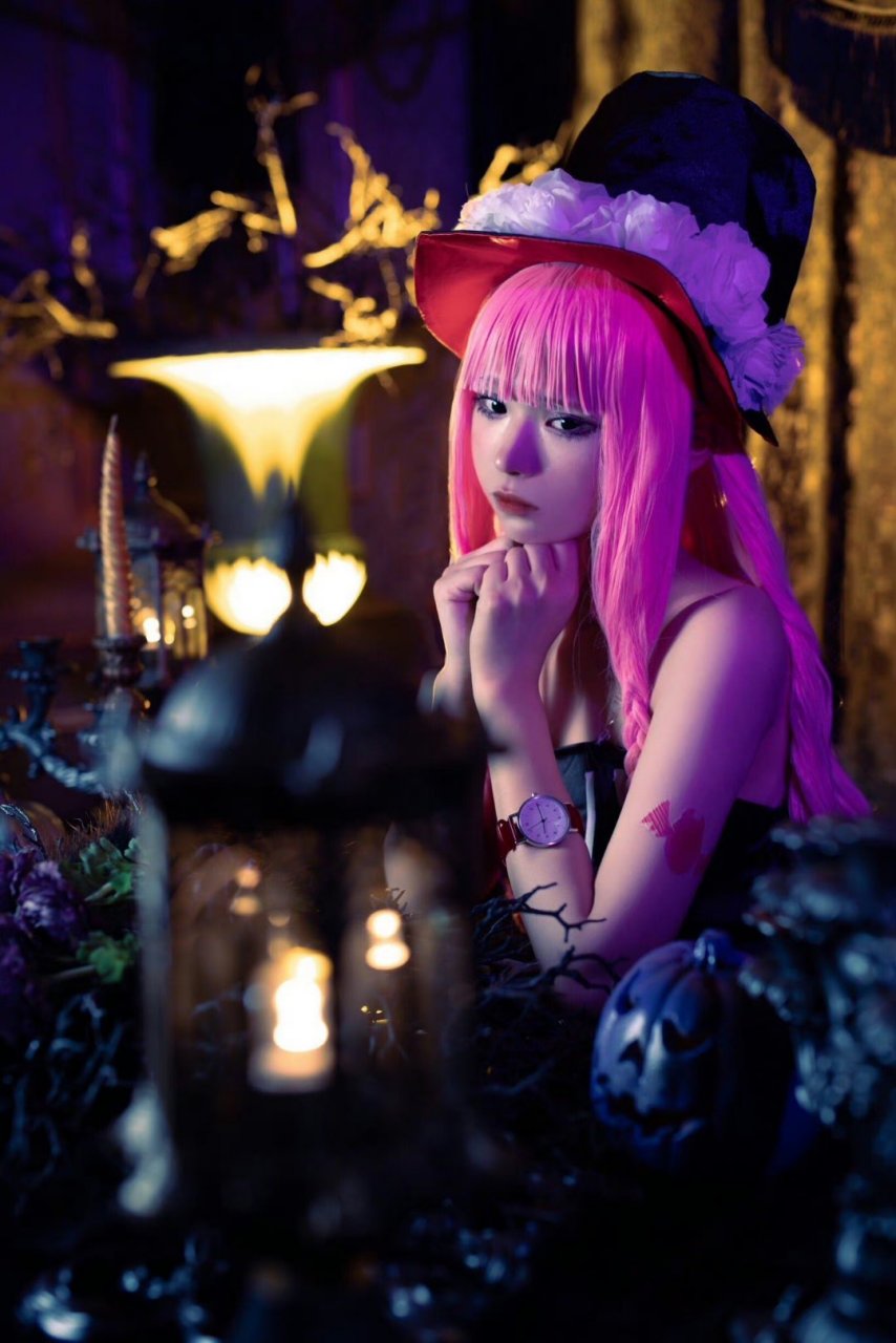 海贼王# cos幽灵公主佩罗娜,曾经作为七武海莫利亚的部下,有着恿殚