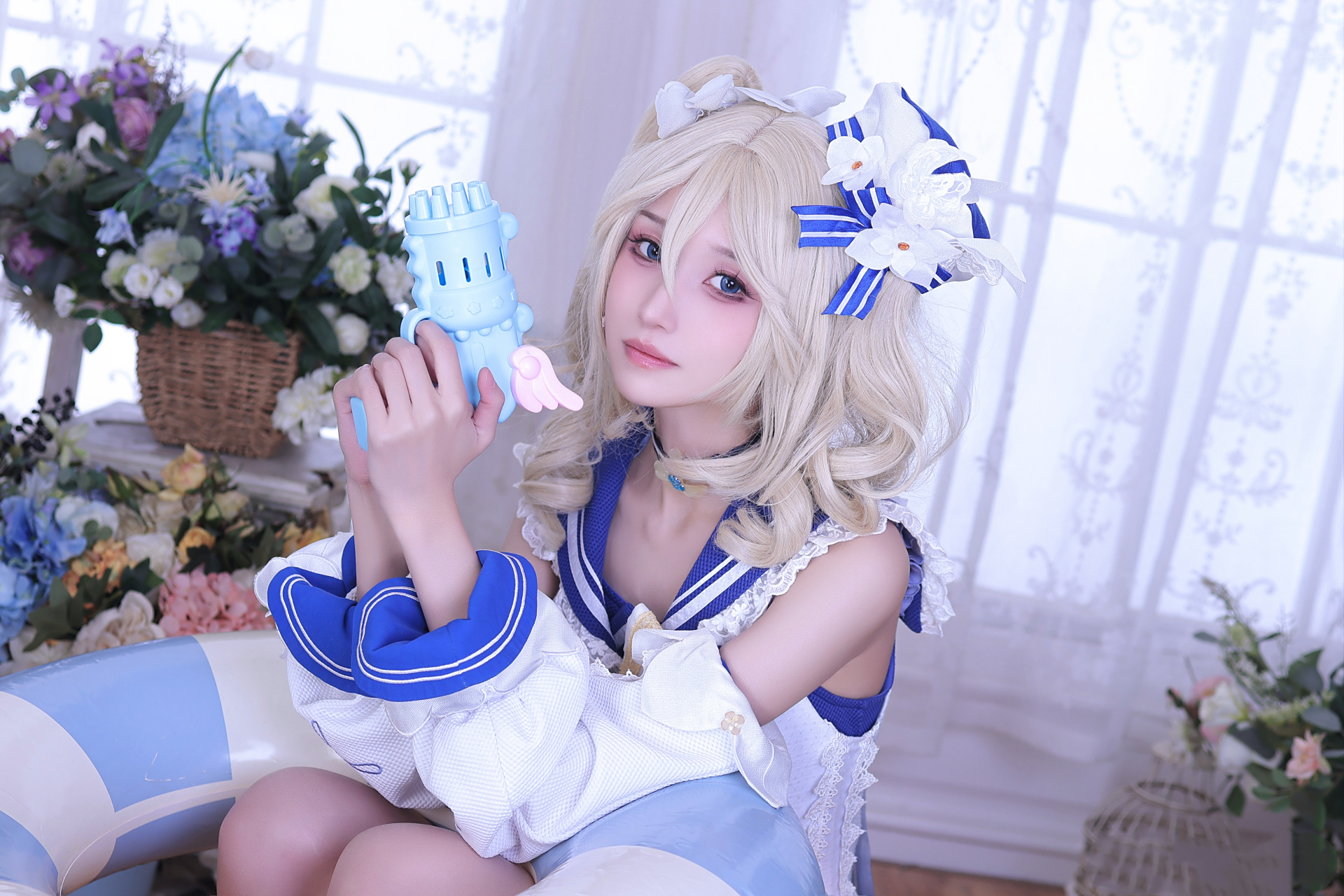 今天是向前冲的芭芭拉鸭~ 出镜:北川大宝贝 #原神# #芭芭拉##原神cos