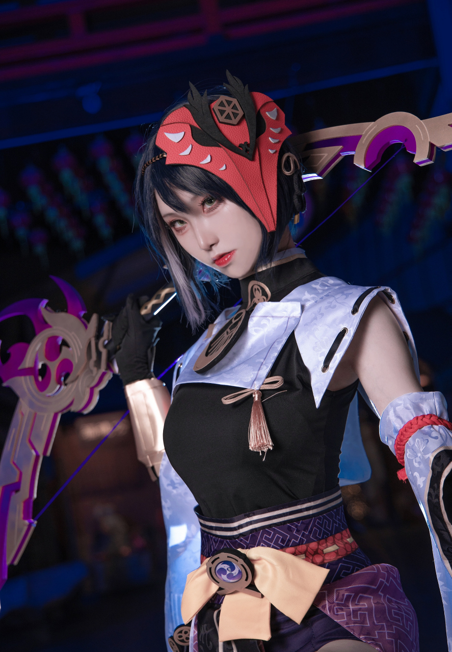 出镜:a鸽窝锅锅 #原神# #原神米游社# #cosplay#  这样的高冷御姐你