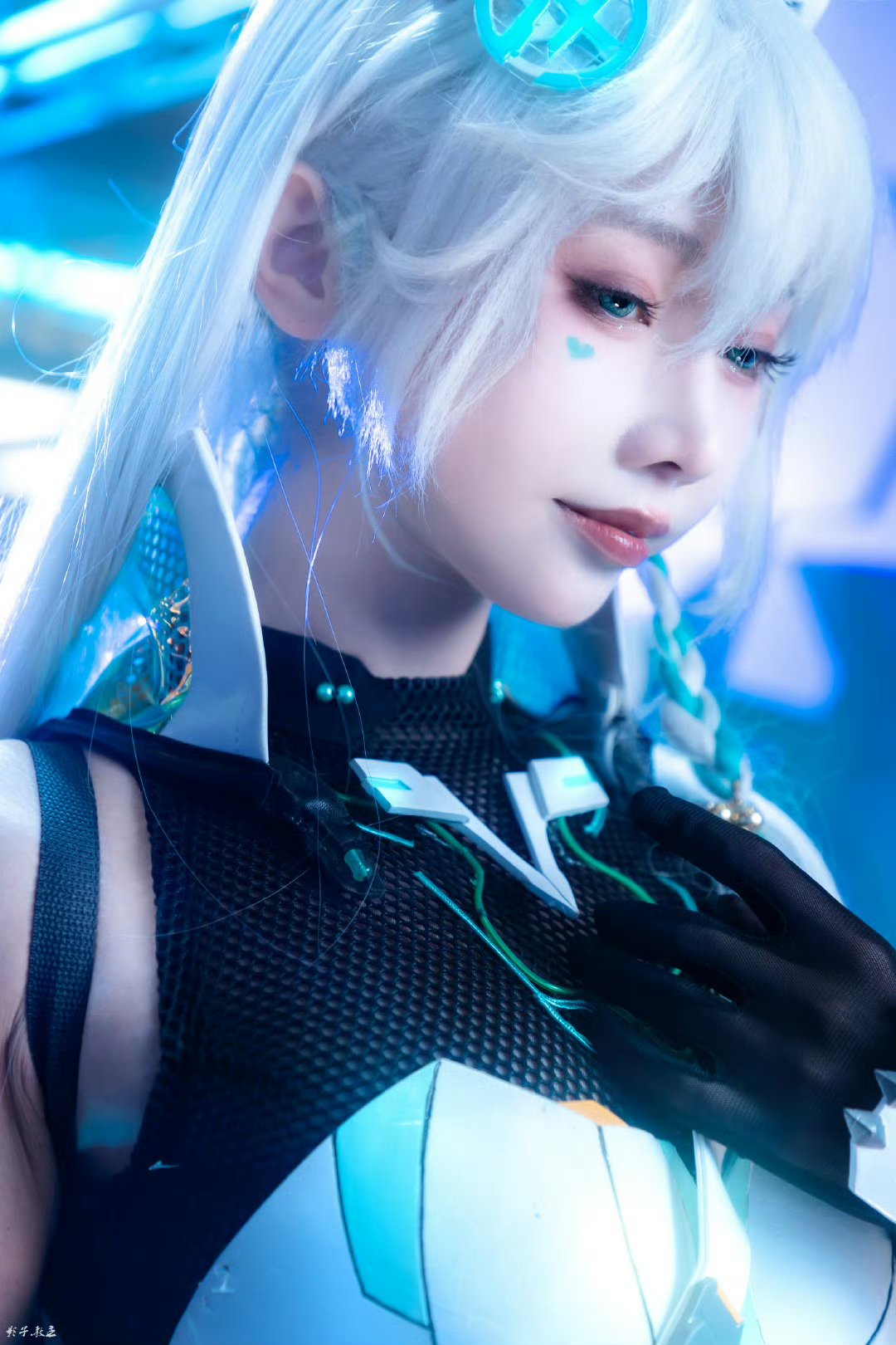 天选姬cos (走路摇)       今天遇到了走路摇cos的天选姬,真是太震撼