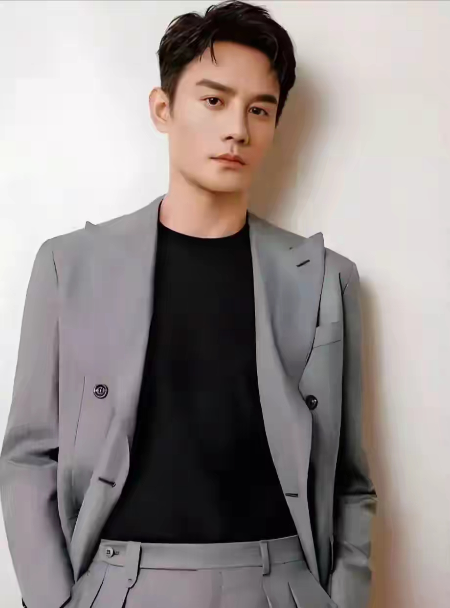 王凯1982年出生于湖北省