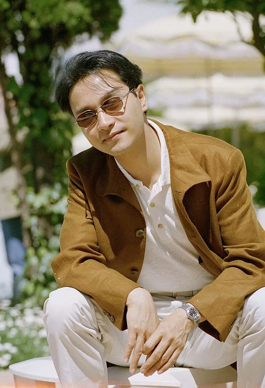 千人千面张国荣# 哥哥,21年了,每年的这个时候,全世界的荣迷都为你