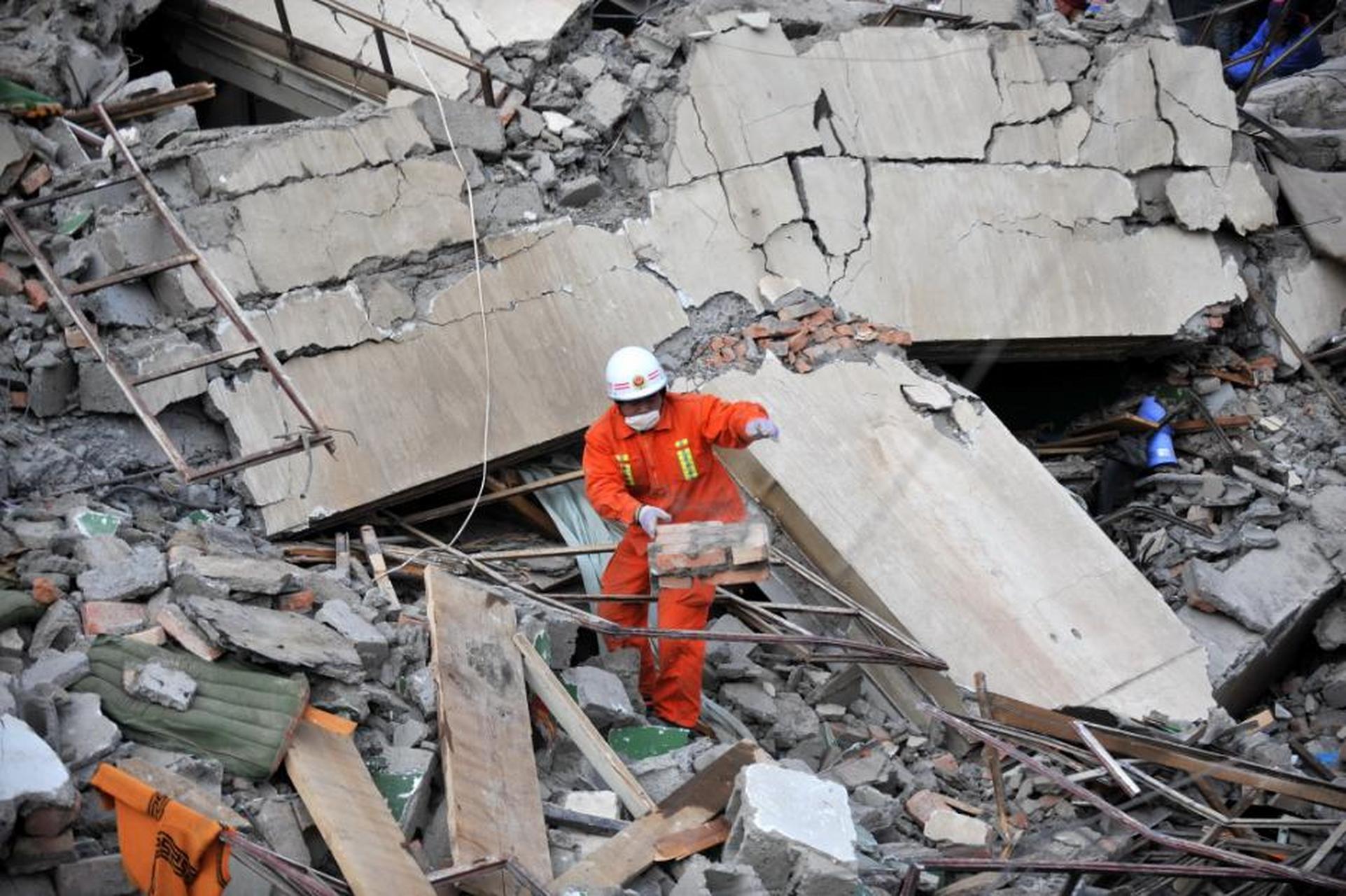 中国历史伤亡最惨重的十大地震  一,山西洪洞地震 发生时间:1303年