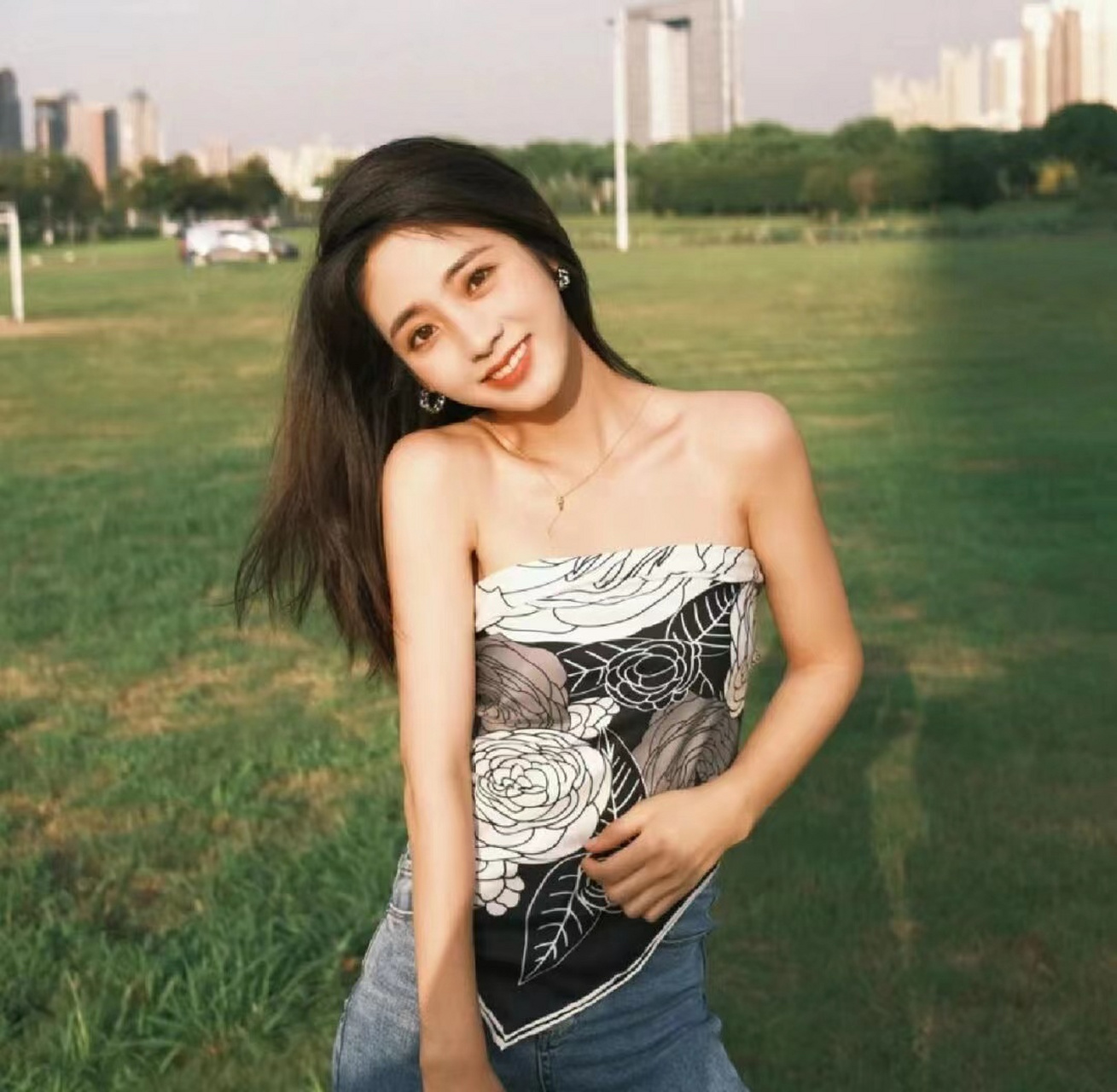 摩托鲜肉想和耽改剧划清界限引起粉丝不满,他就是靠着耽改剧爆红的,这