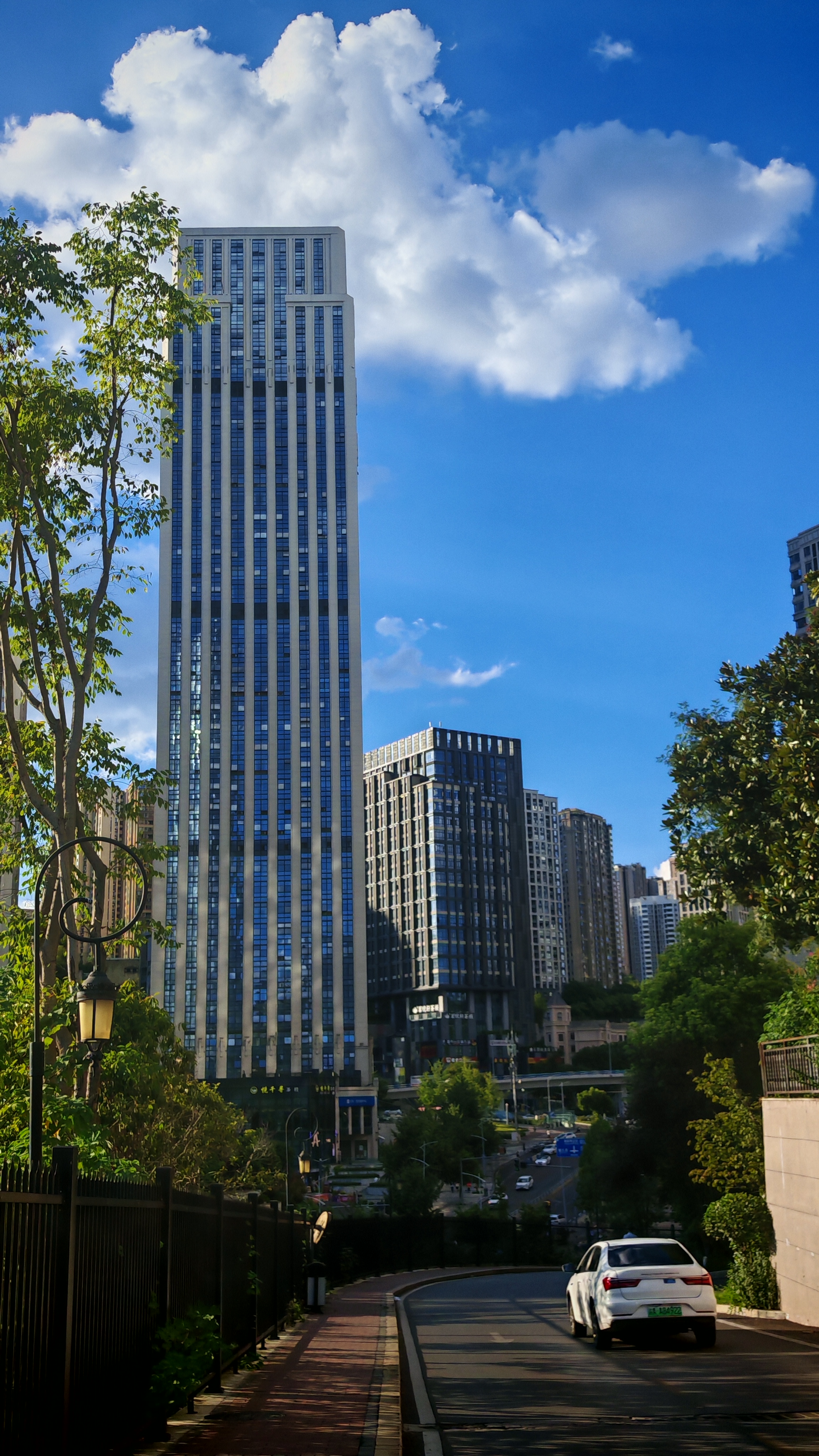 重庆不再是雾都,蓝天白云成常态