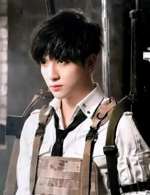 薛之谦# #情感# 薛之谦歌词解读之《木偶人》