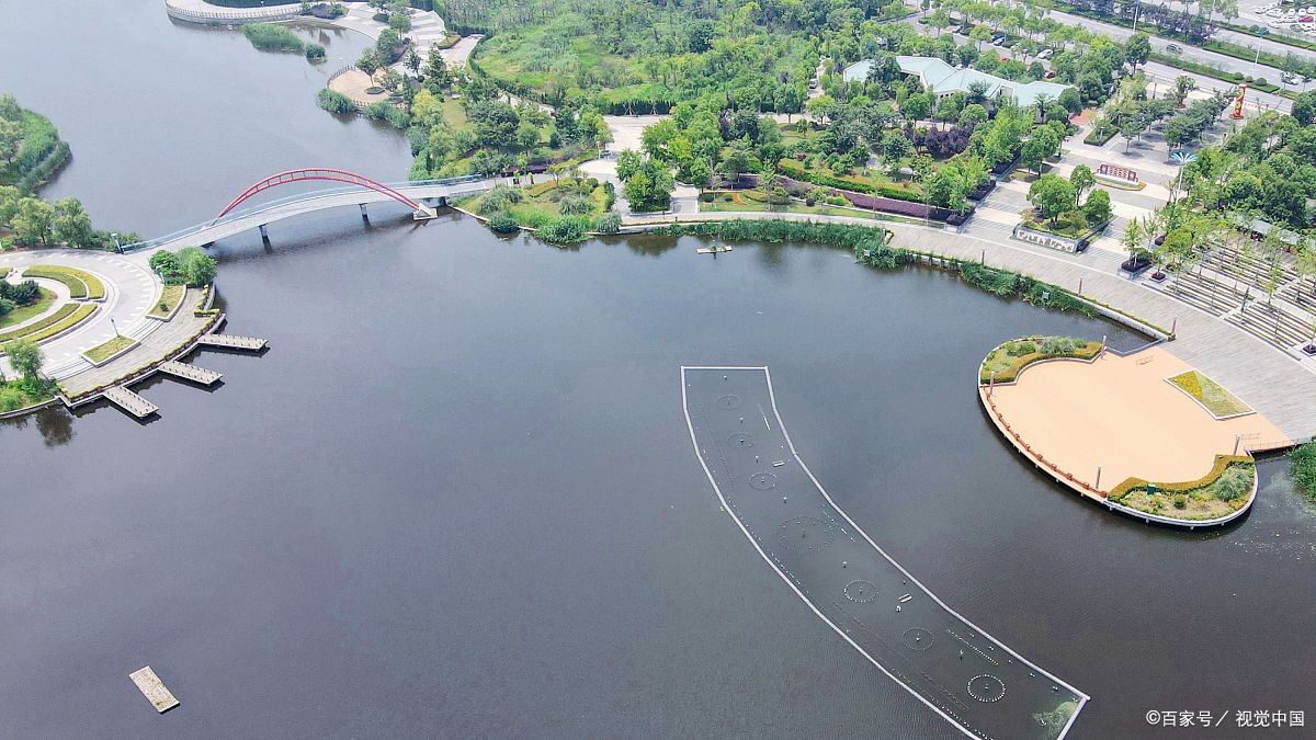 墨水湖位于湖北省武汉市汉阳区,是武汉市中心城区面积最大的湖泊公园