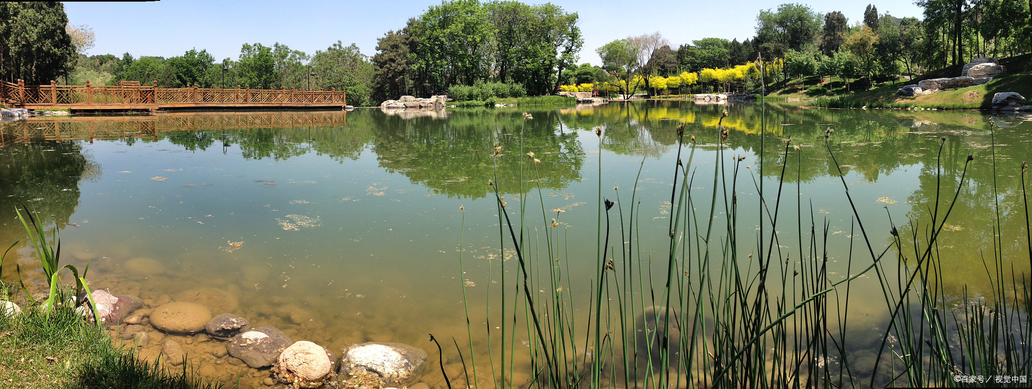 墨水湖位于湖北省武汉市汉阳区,是武汉市中心城区面积最大的湖泊公园