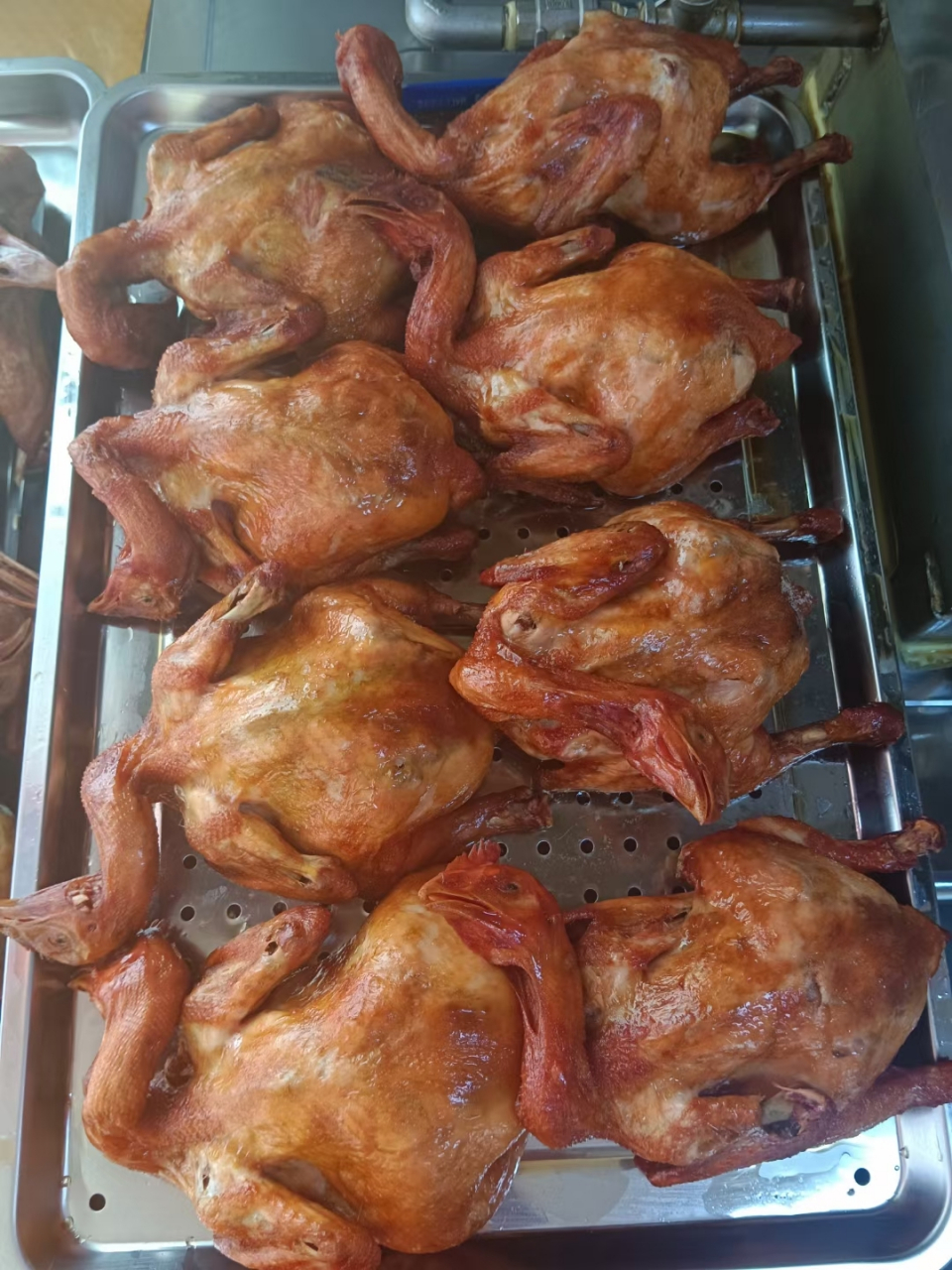专业橡香酥鸡香酥鸭技术培训,技术腌料设备炸鸭炉全部都有!