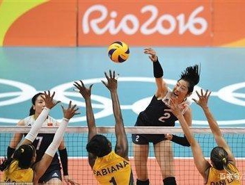 奥运会中国女排vs巴西(奥运会中国女排与巴西女排比赛视频)  第1张
