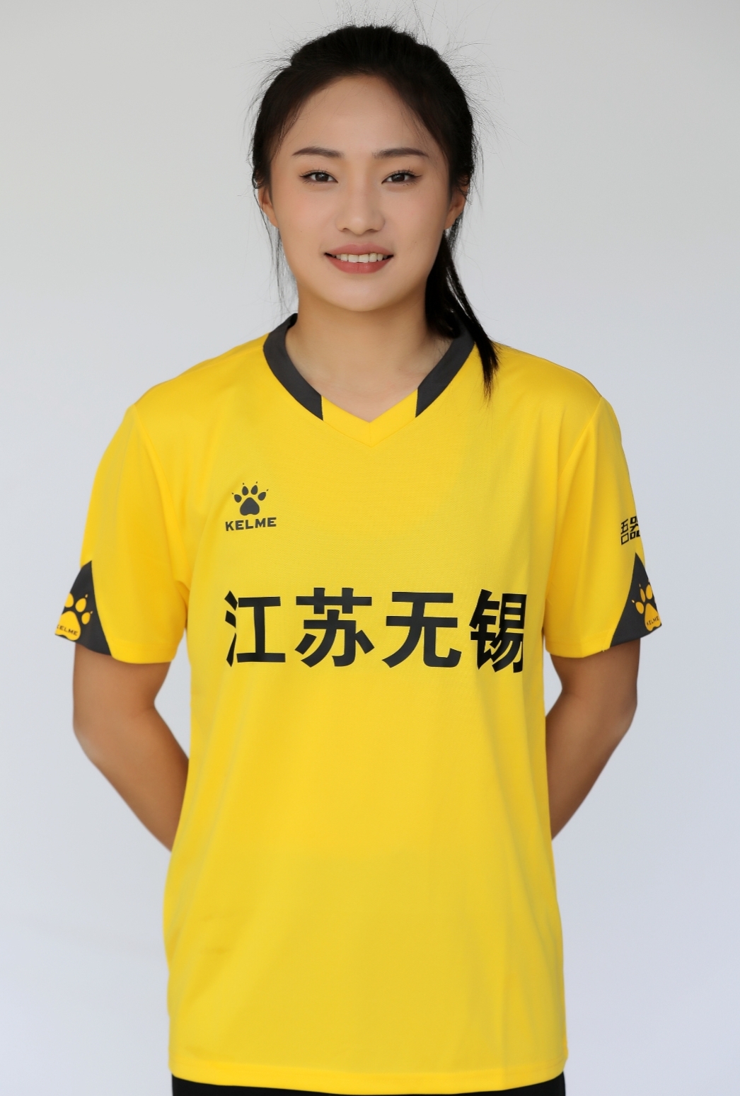 女足锦标赛中球员表现出色,瞩目 女足锦标赛中球员表现出色,瞩目