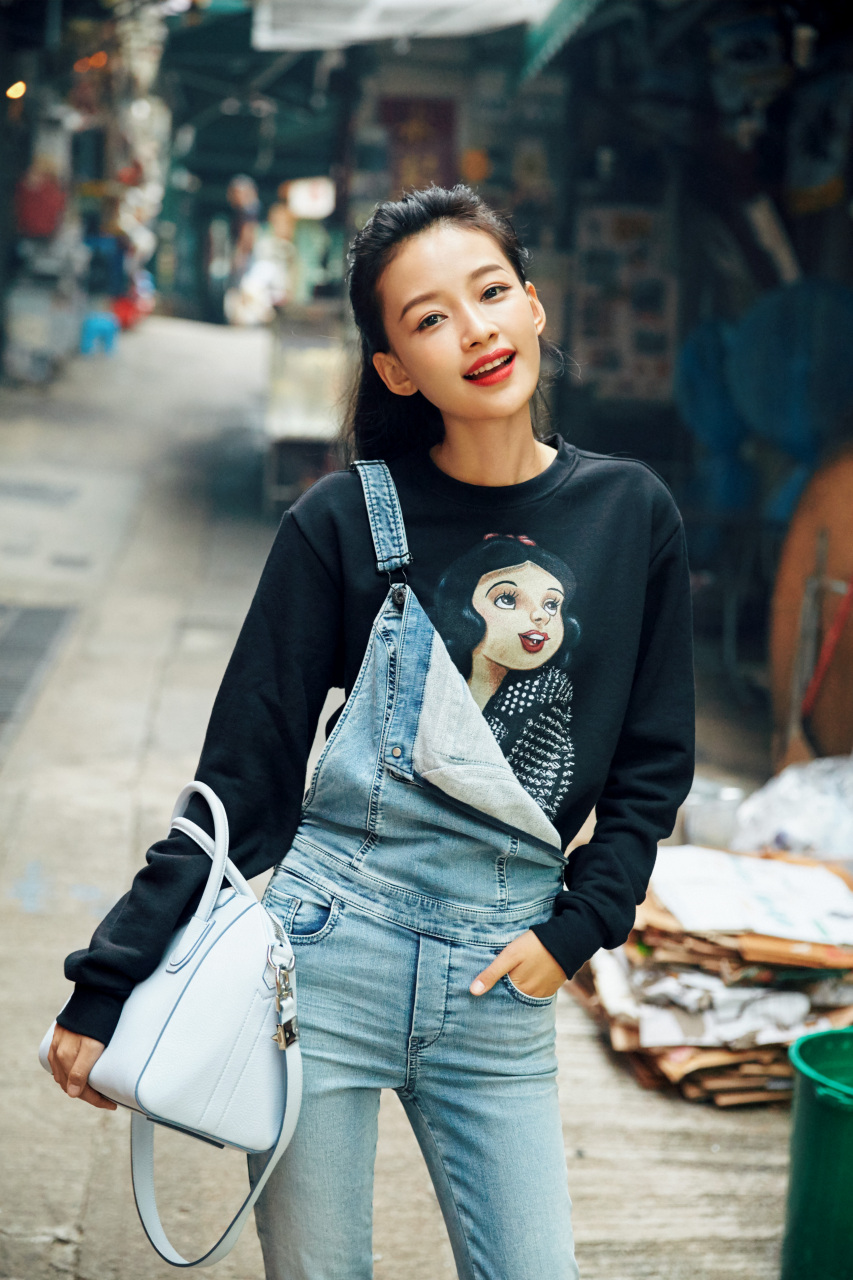 孙怡还是很热爱自己艺人事业的,不会让男人拖累的自己,不恋爱脑,一个