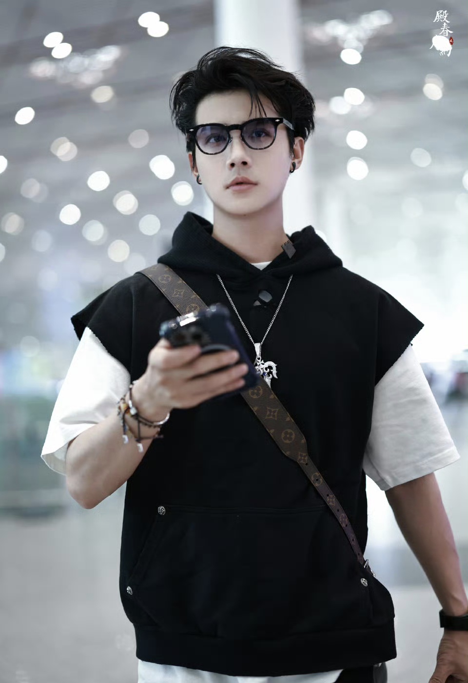 郑业成 北京飞回来的机场饭拍路透!