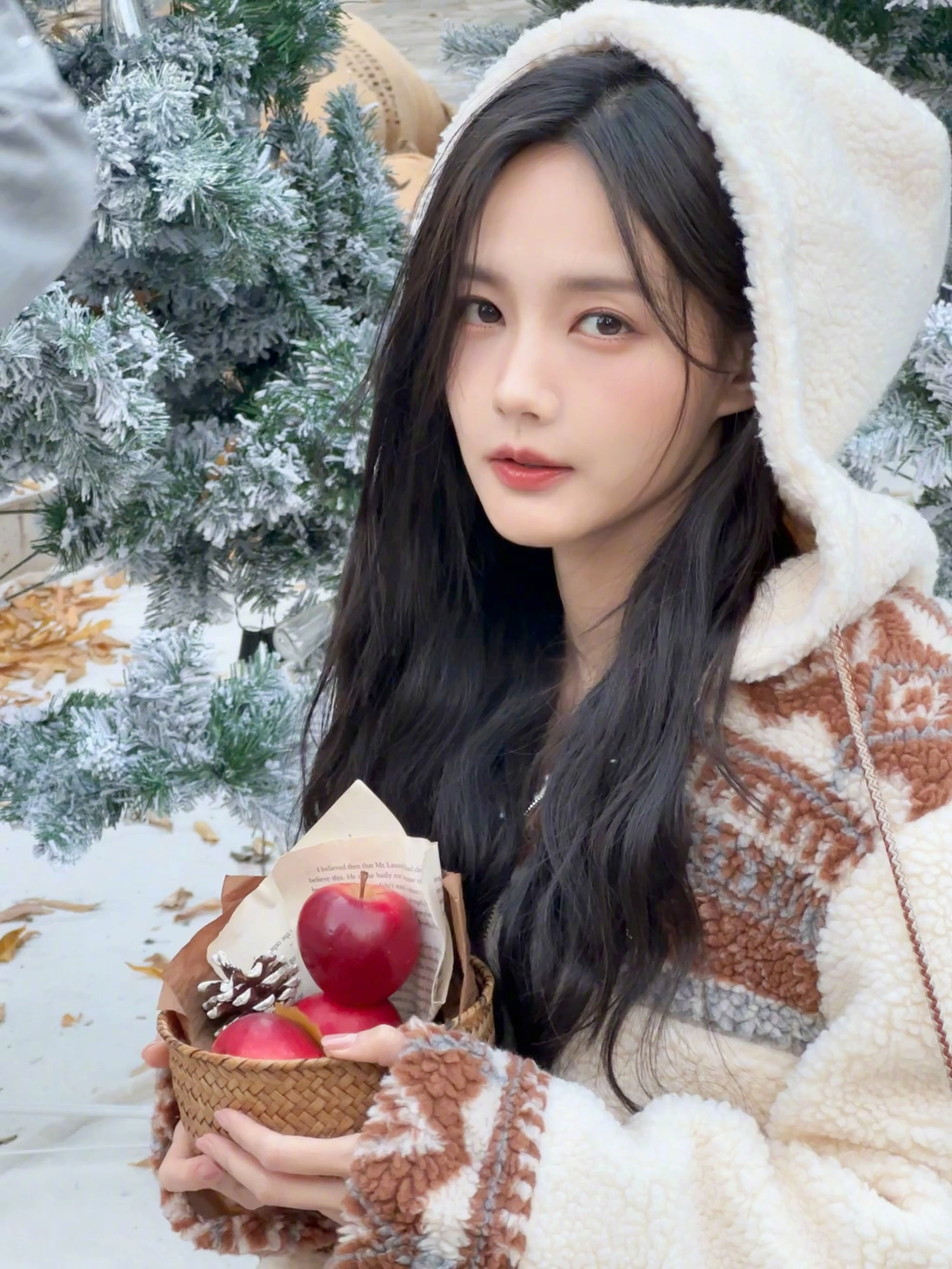 的笑容直接温暖了我的整个冬日～  #百度秋冬打卡挑战赛#   #李一桐