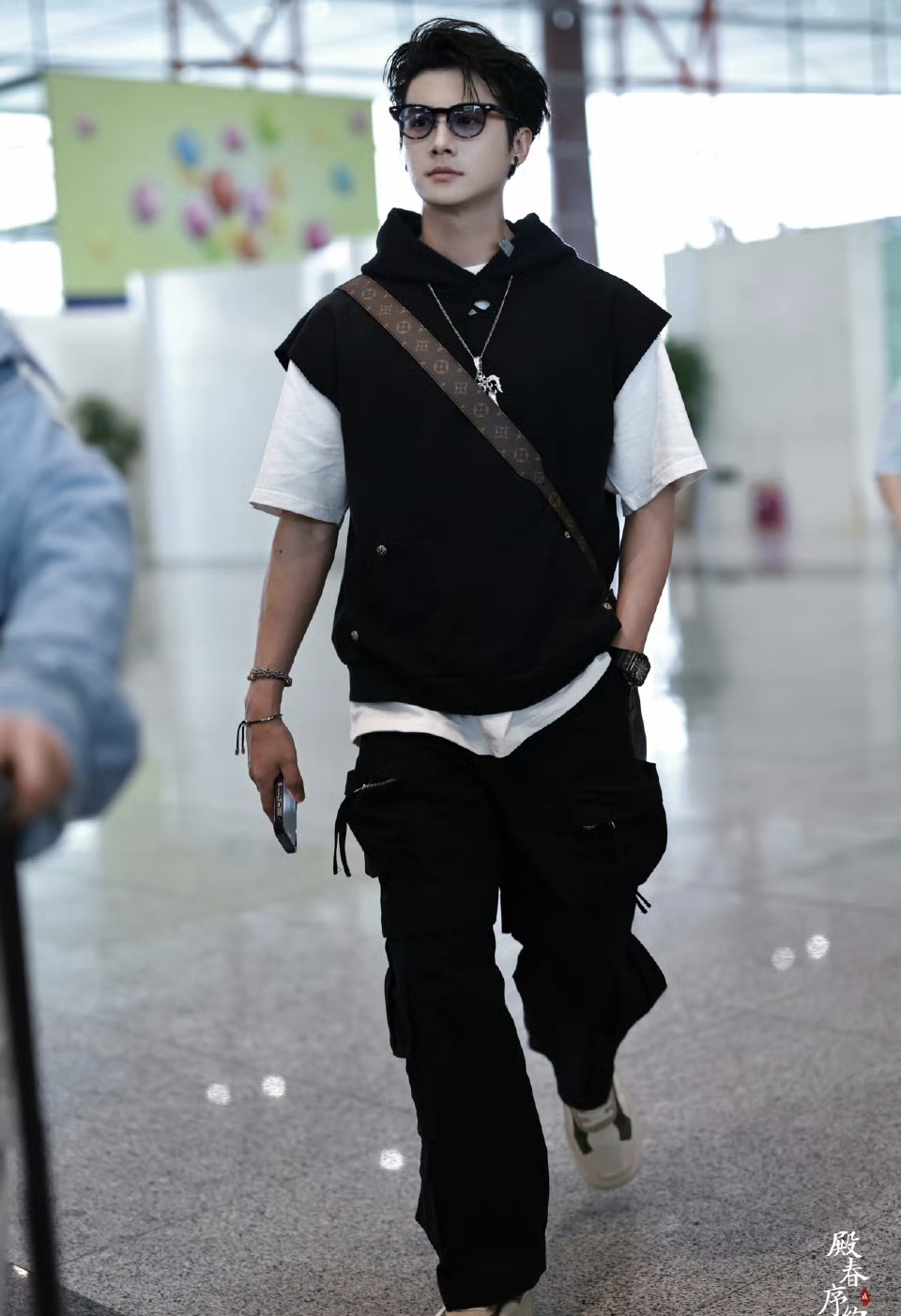 郑业成 北京飞回来的机场饭拍路透!