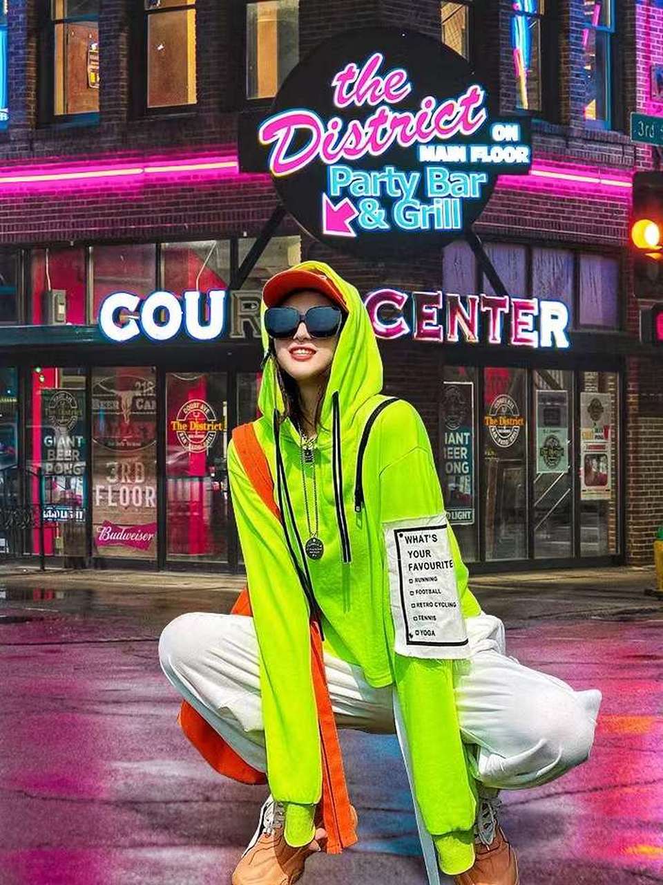 大家好,小梦少来报到,专业女装经营20年,品牌众多.欢迎来访.