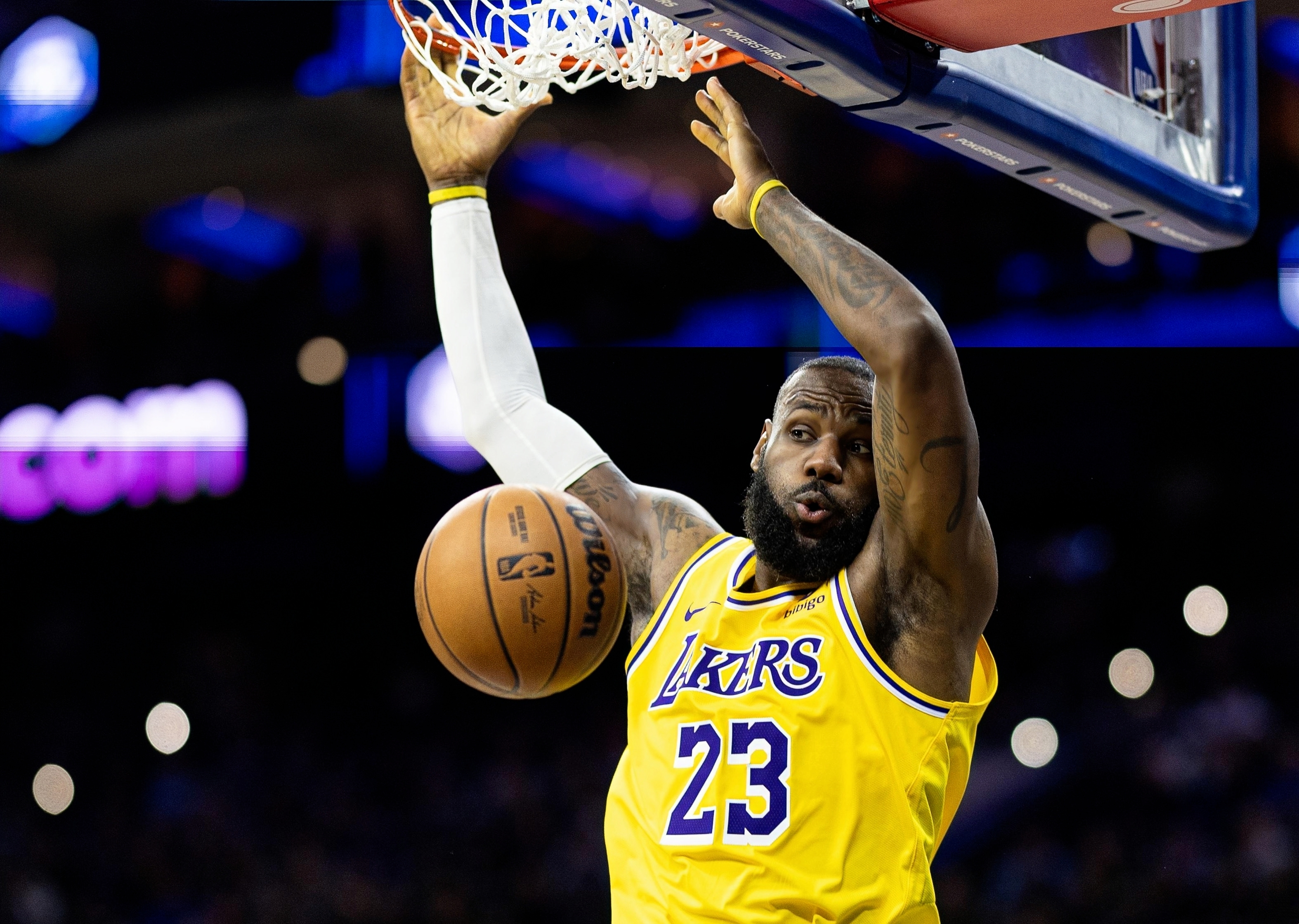 湖人球星詹姆斯谈场均快攻得分第一:尽量保持联盟顶级身体素质 多冲篮