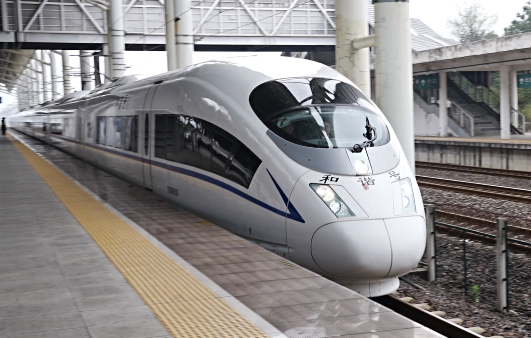 作为一个刚完成装修,搬进新家的过来人,真心劝大家