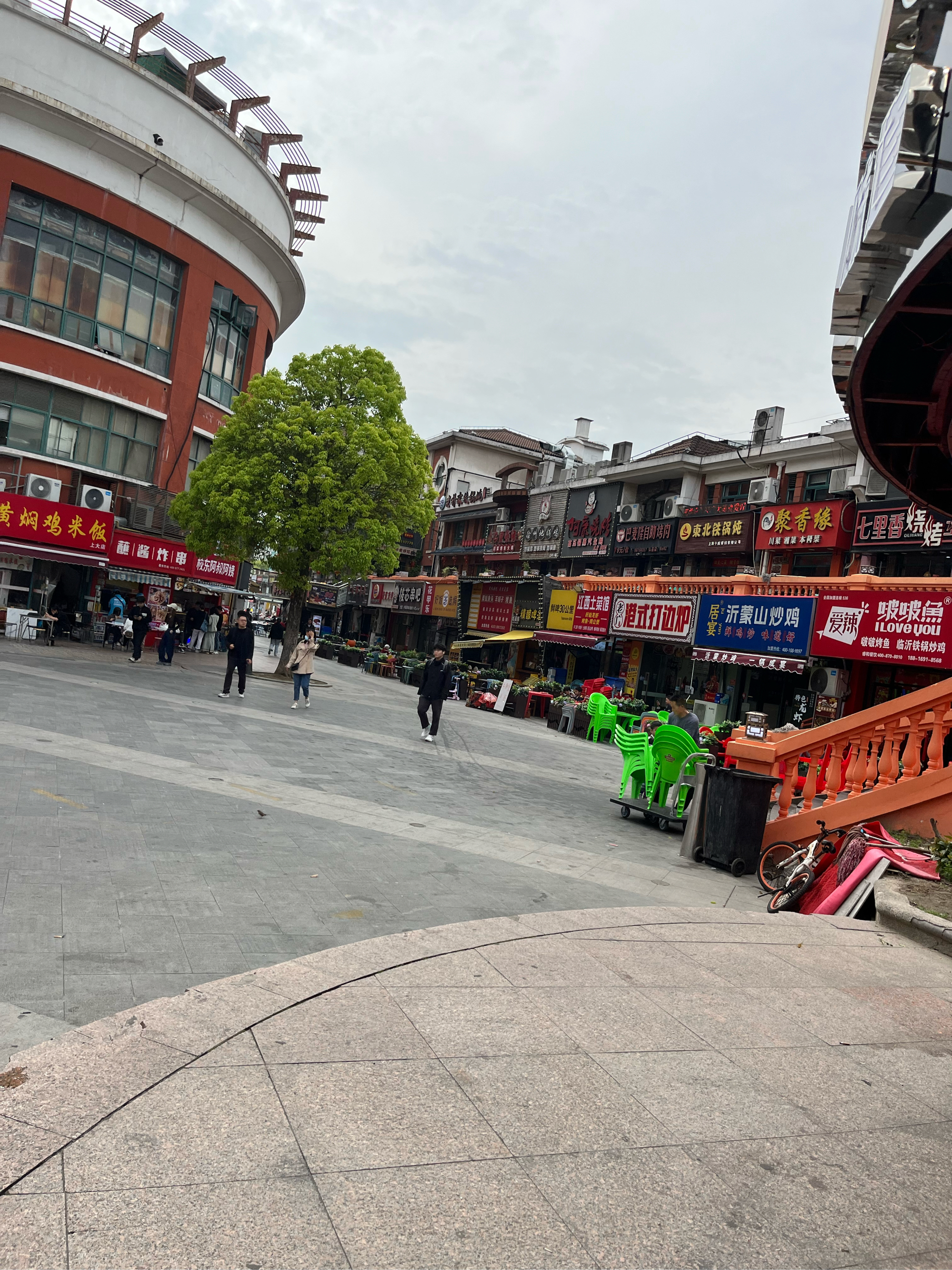 龙港龙跃路步行街图片