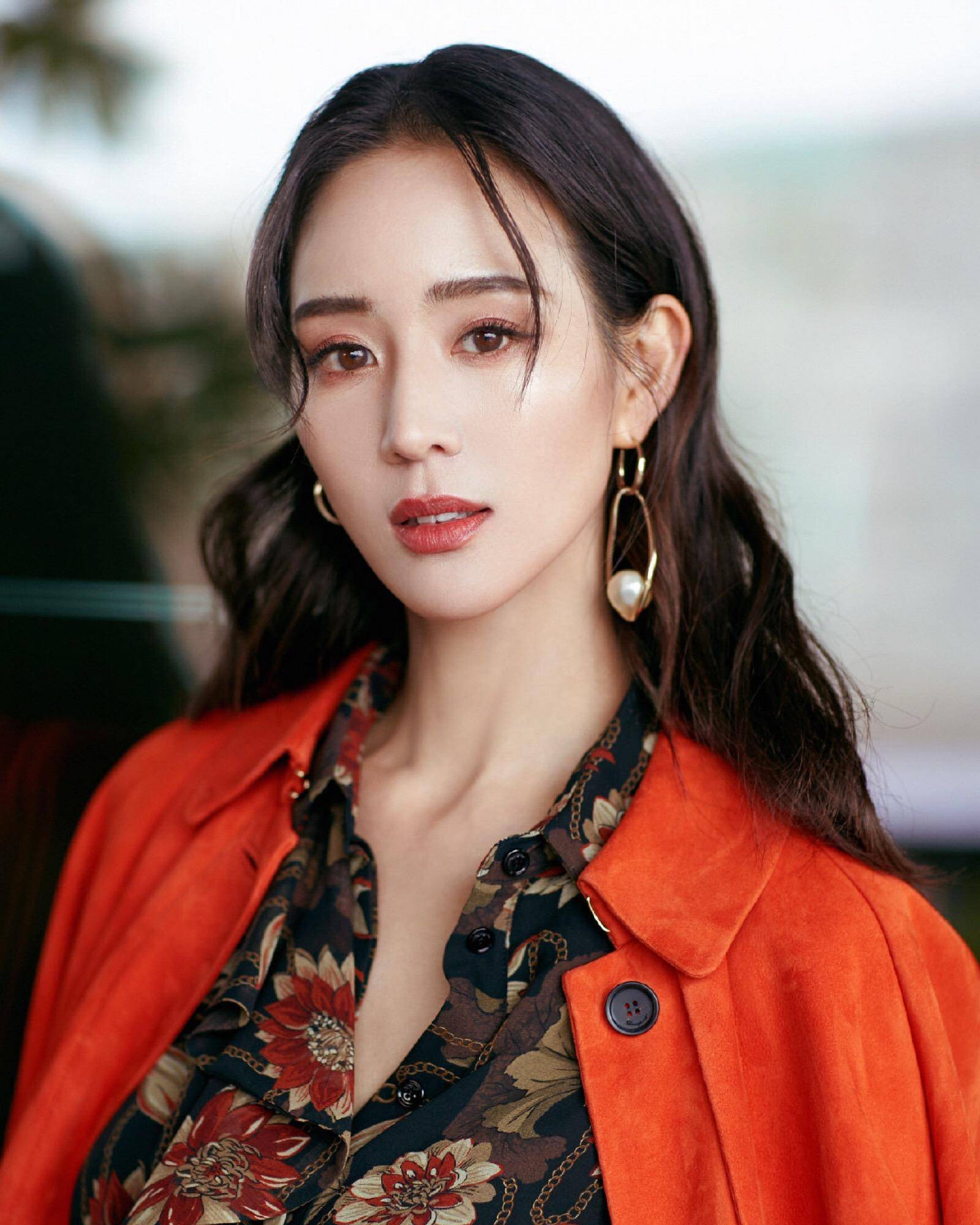 女星张钧甯.最后一张图,看了你还敢喝金桔茶吗?[嘻嘻]