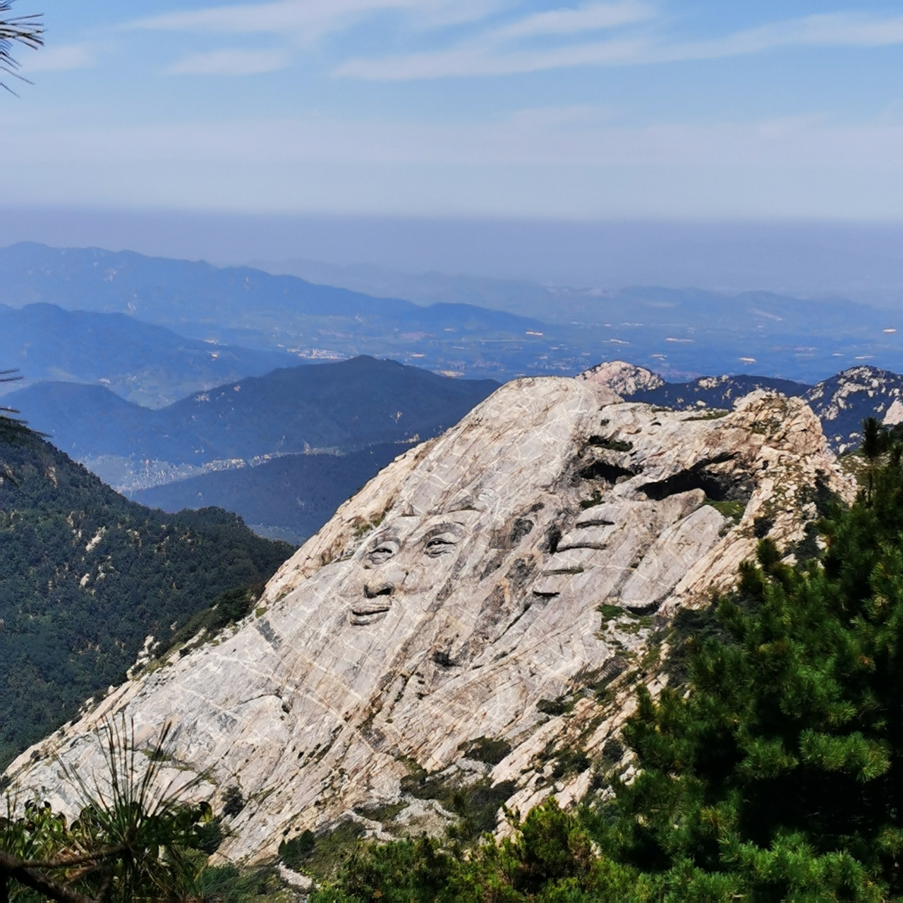 假期去了龟蒙山蝴蝶谷,萤火虫水洞漂流太赞了!