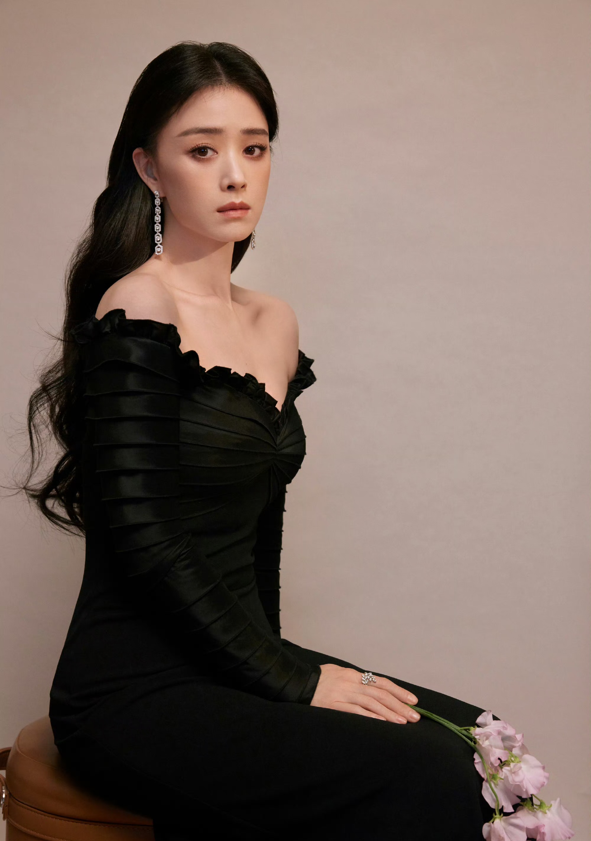 之前没觉得,现在觉得蒋欣真的美呆了