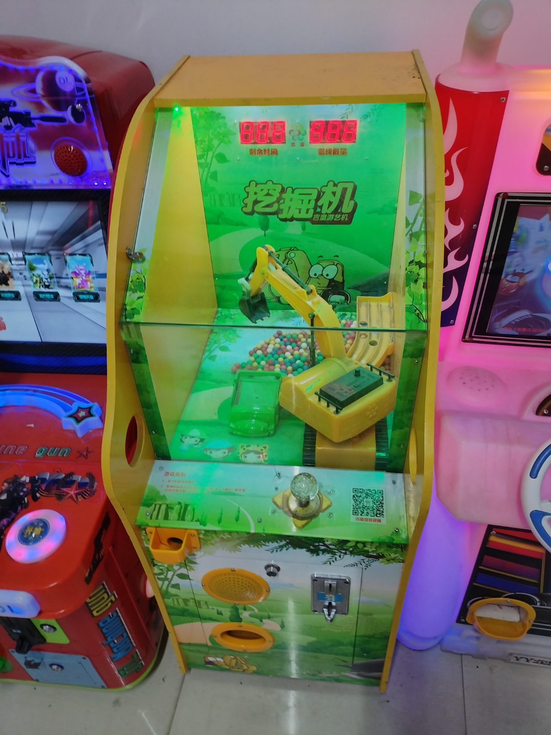 吉童挖崛机 图片