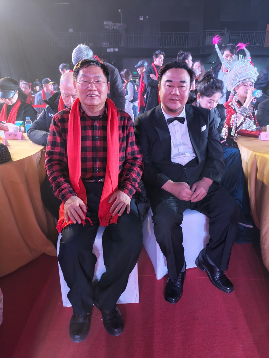 我与杨洪基,霍勇,共同歌唱祖国!