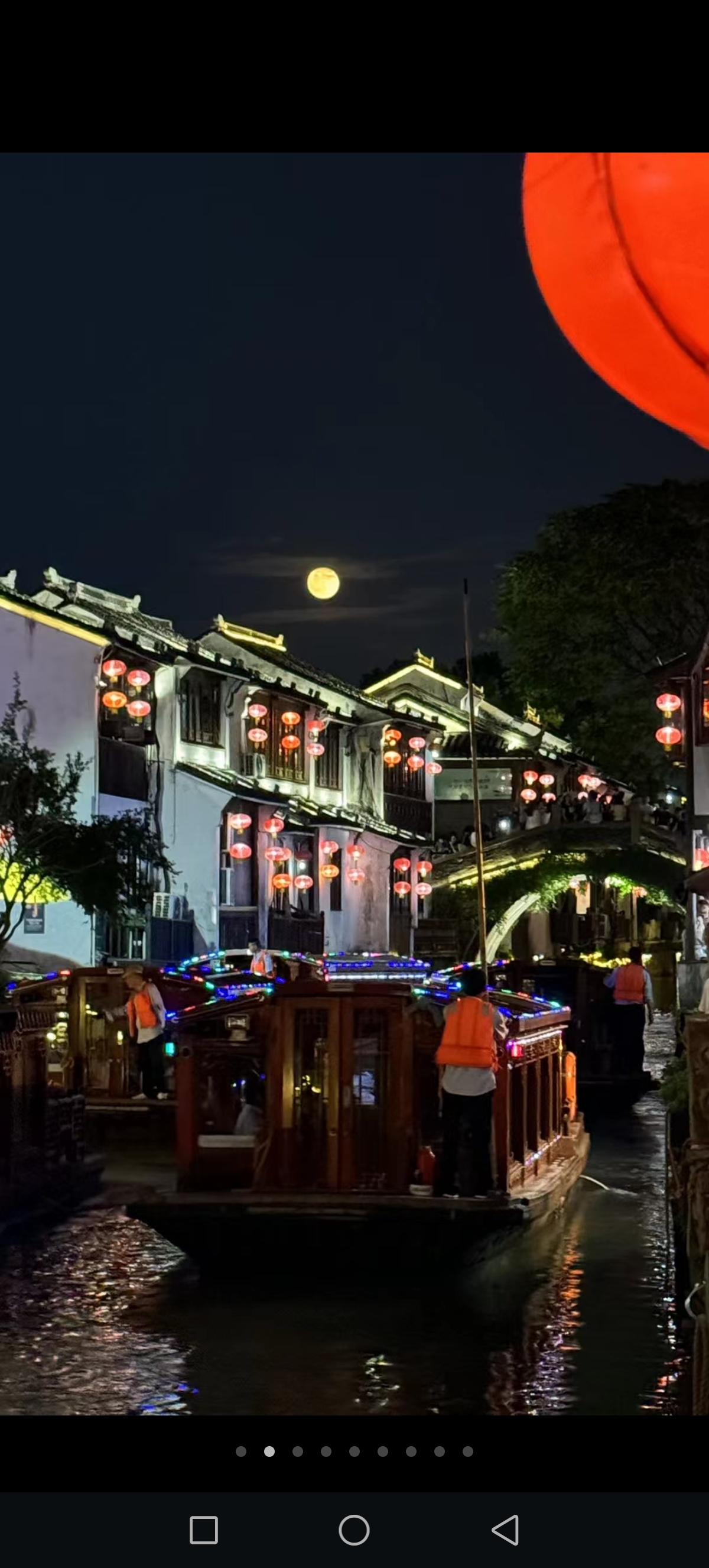 "姑苏城外寒山寺,夜半钟声到客船",诗行间,苏州倩影跃然心上,引人