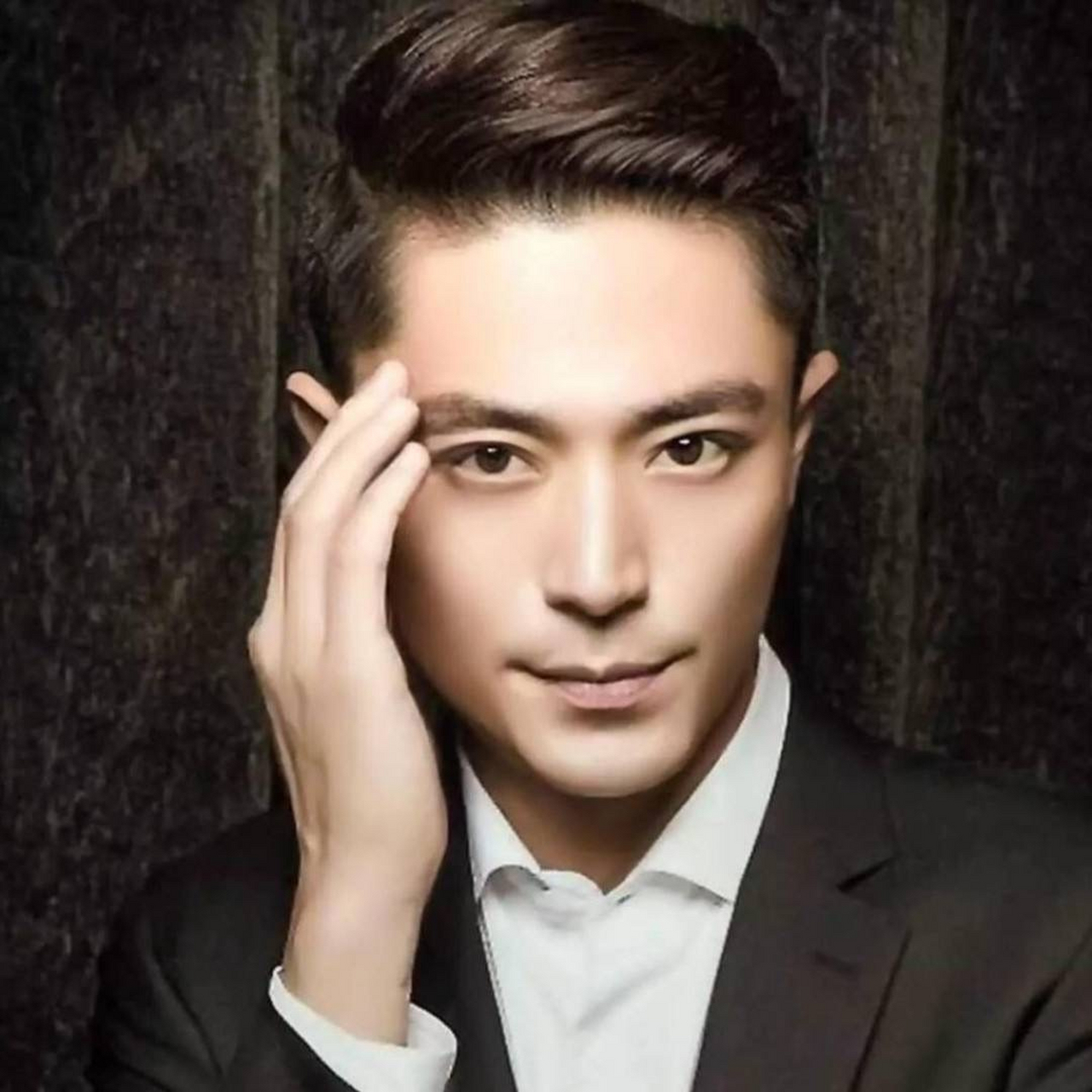 娱乐八卦消息#霍建华经纪人透露其复出计划:一直都在看剧本,他为何