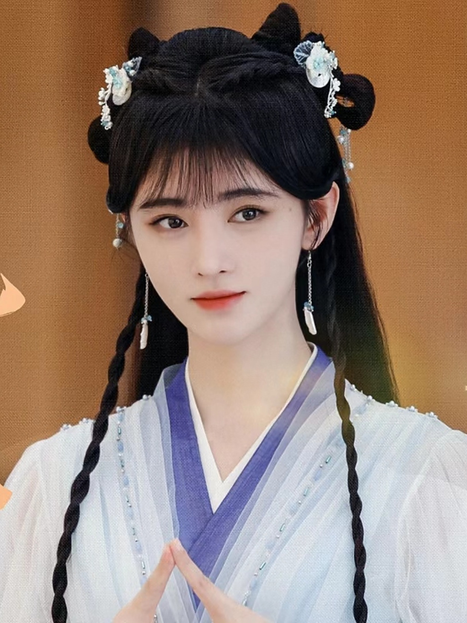 花戎# #鞠婧祎# 感觉鞠姐没有刘海更好看点,这个刘海封印了她的美貌.