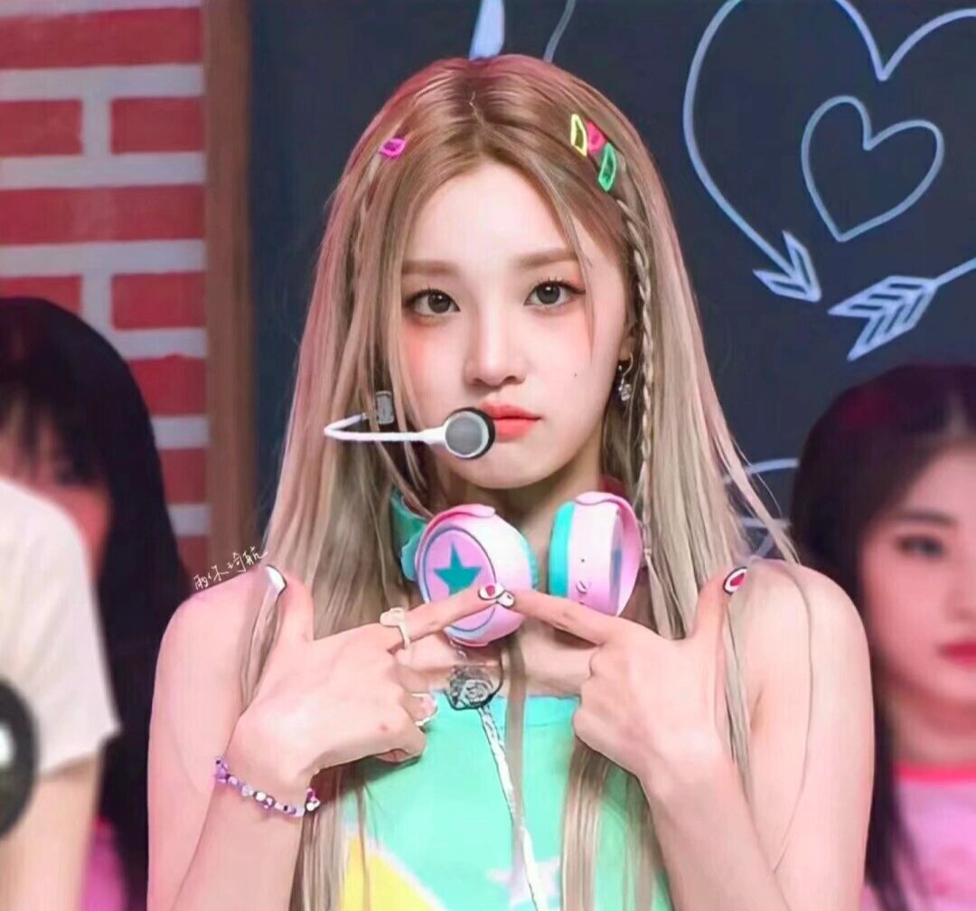 大家好 新人报道 本人想做一名蛋仔主播 本人喜欢宋雨琦.周深.