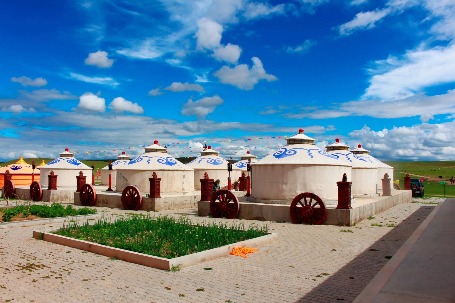 是蒙古族聚居地区,清朝时,为区别外蒙古,习惯上称为内蒙古