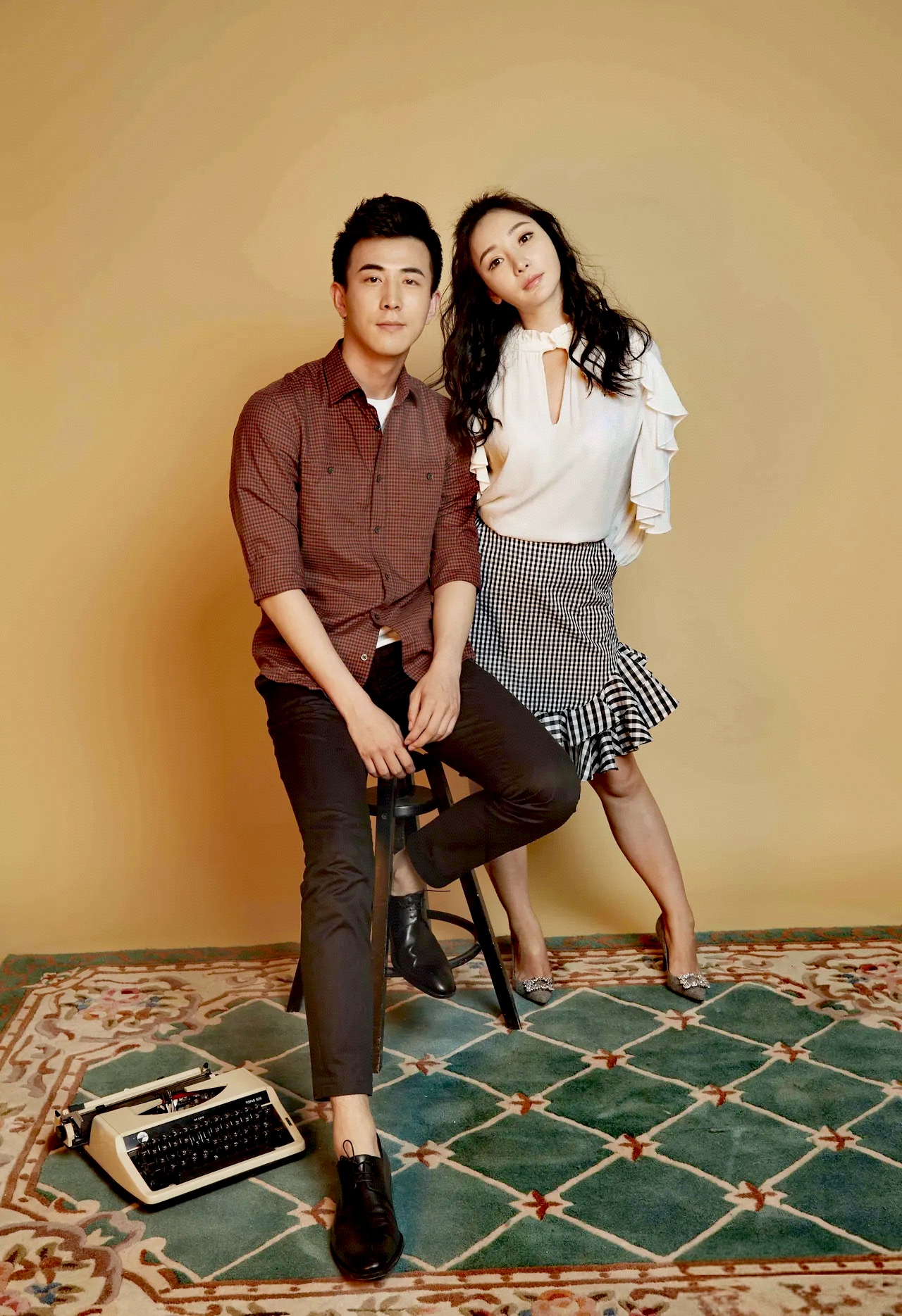 44岁柳岩回衡阳老家轧闹猛!哥哥罕见曝光,祖宅老灵额!