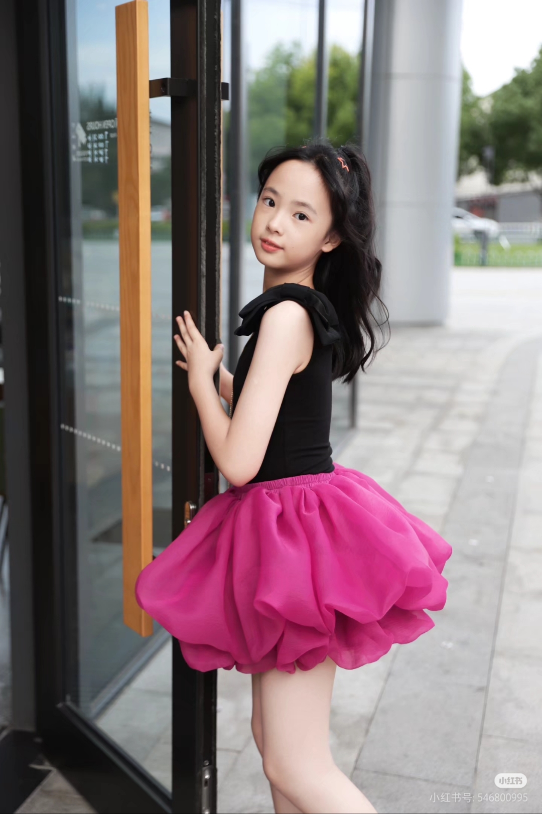 古灵精怪的小公主 夏日穿搭 凉鞋女孩17