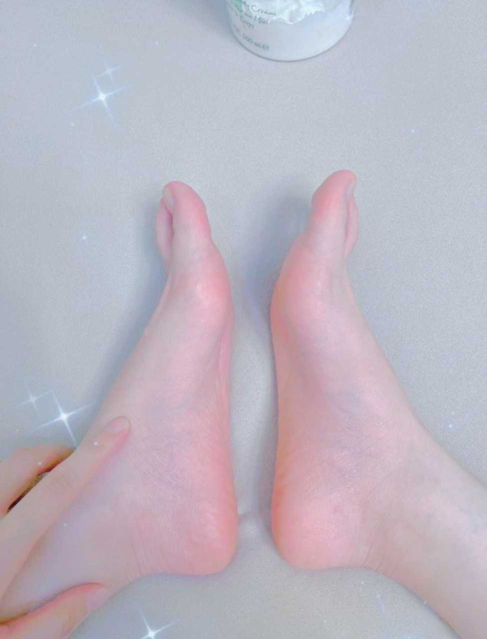 足下生辉,舒适如新.[心]极品玉足,算你一个[亲吻]