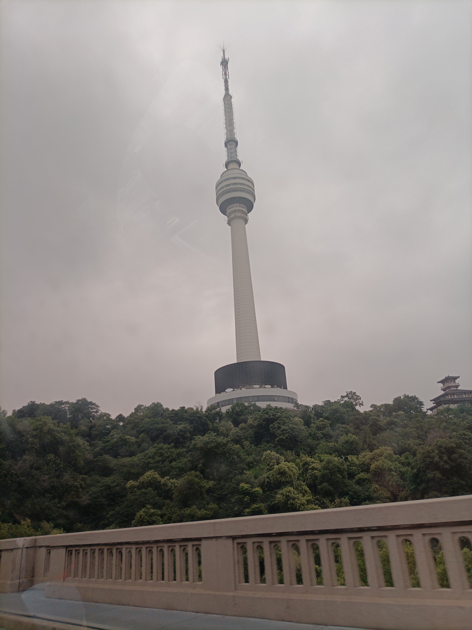 华为公司的正式员工工资大概是多少?