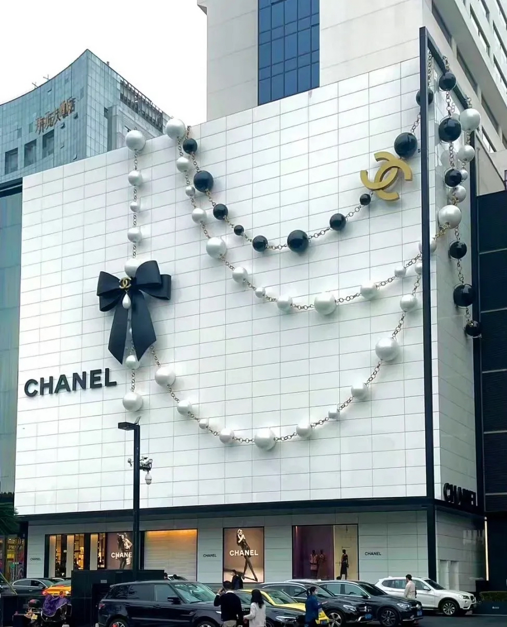 这里是杭州大厦香奈儿店.