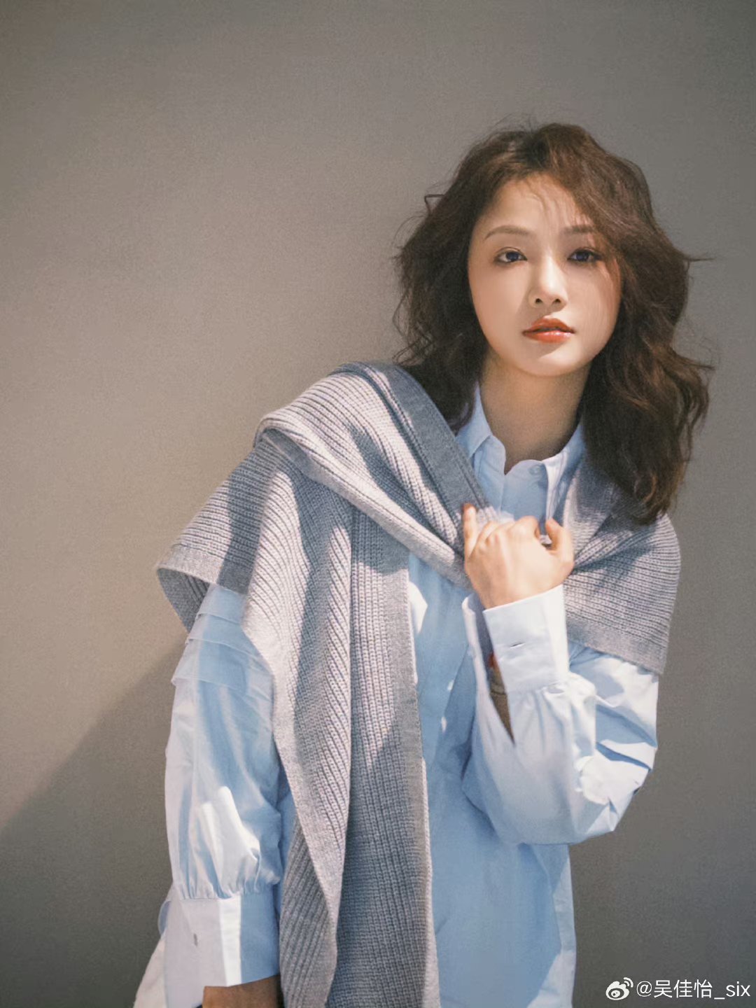 吴佳怡超爱泰北风味,三小熊卤肉饭配吉排骨牛红五酷鸡,牛肉麻婆豆腐平