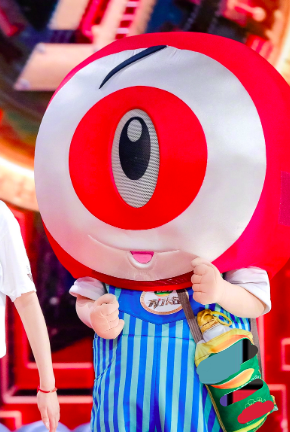 一直弄不懂这央视开门大吉吉祥物设计的是啥,一目了然?横眉竖眼?