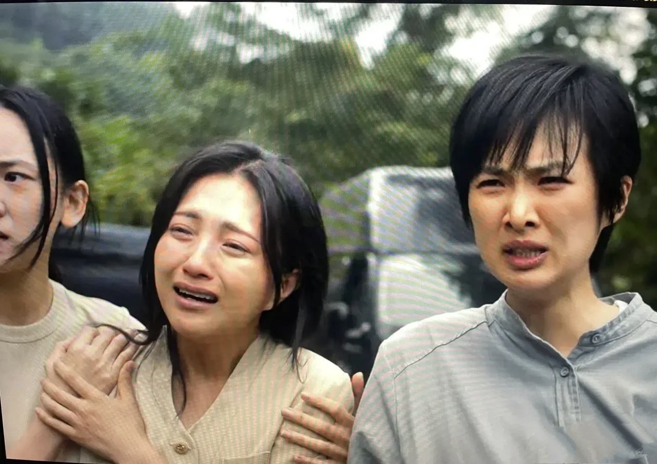 包文婧哭的撕心裂肺, 姚安娜是硬挤出来的!