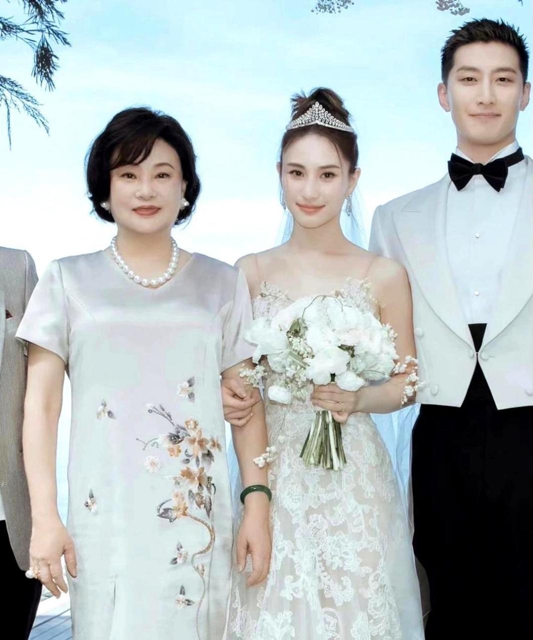 何超莲妈妈的大珍珠