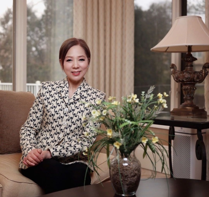 旅美黄梅戏名家陈小芳在北美传播中国文化二十载