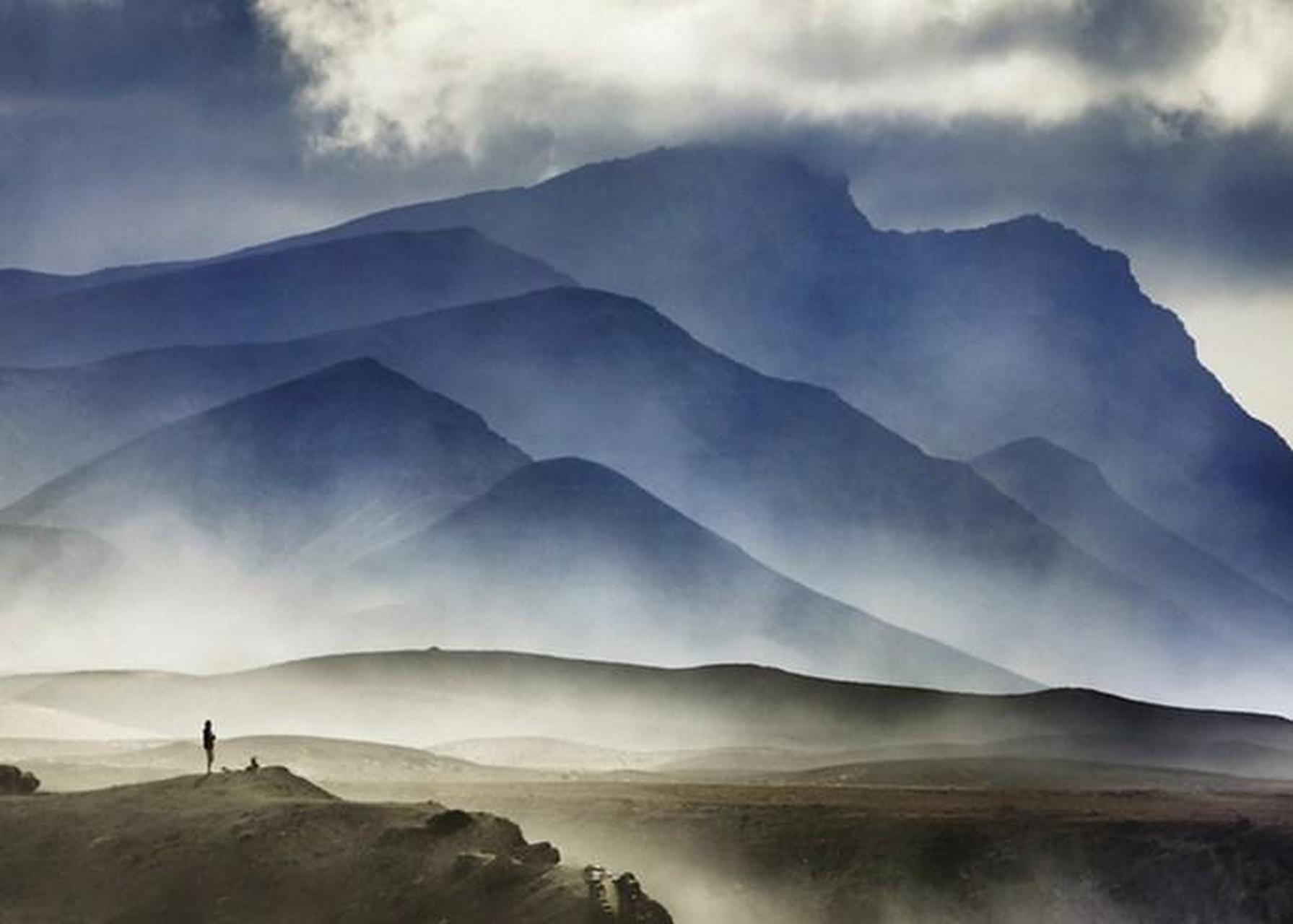 "知不足而后进 望山远而力行" 【感悟】 知道自