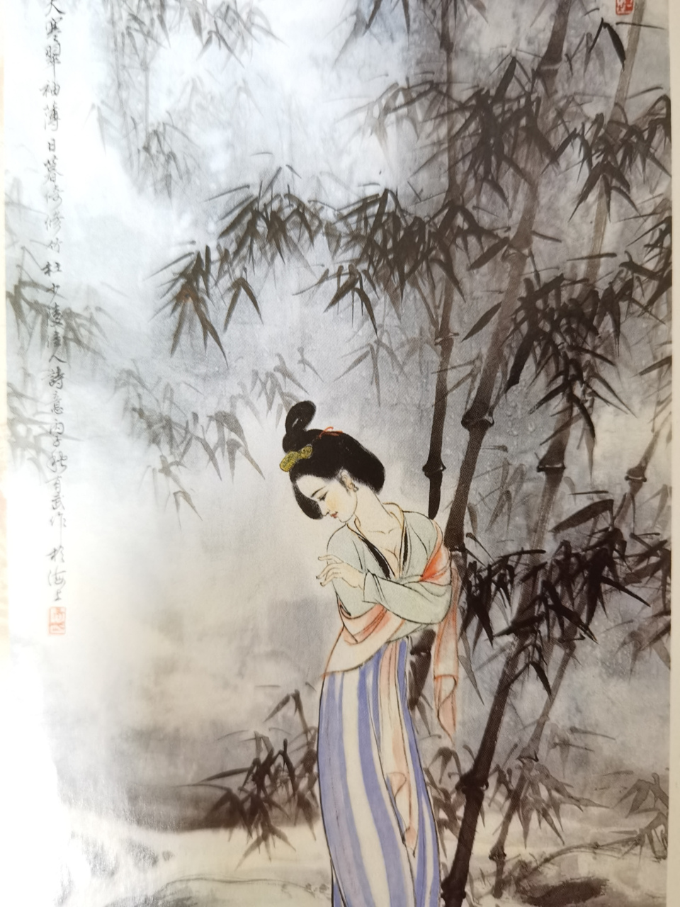 佳人 ——杜甫  绝代有佳人,  幽居在空谷.