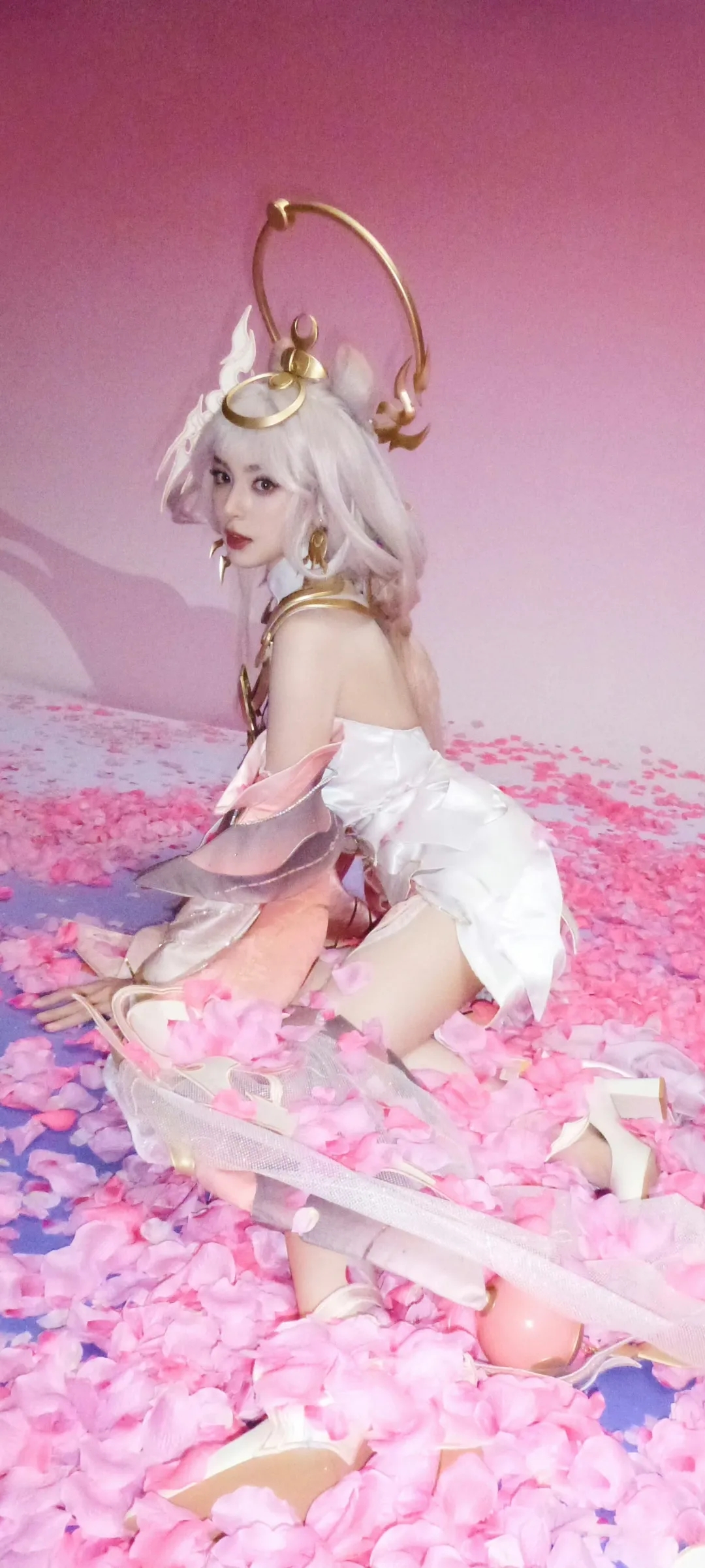 古力娜扎cos粉衣貂蝉#养眼美女