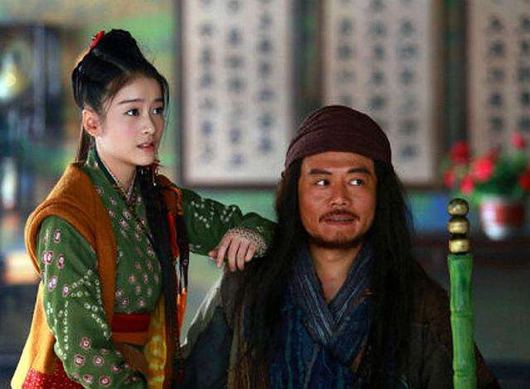 学酥读金庸# 郭襄平日和鲁有脚极为交好,常规常拉着他到郊外荒僻处