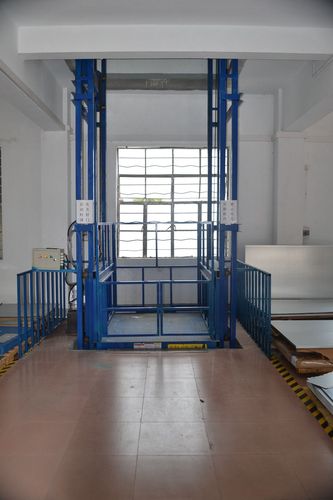液压升降路障液压升降式冷压机台实验台山东精工平台电梯取得一种