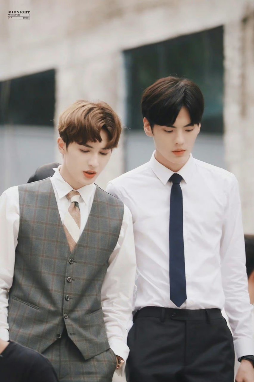 毕雯珺,朱正廷同框梦回孤独的野兽!感觉毕廷的时代又回来了!